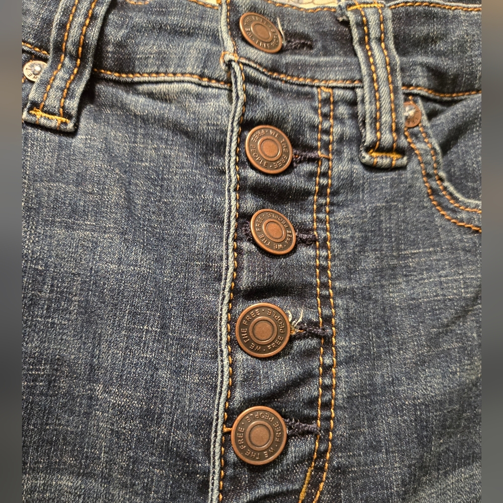 We The Free Women's Irreplaceable Button Fly High Rise Flare Jeans - Size 28 - Picture 2 of 5